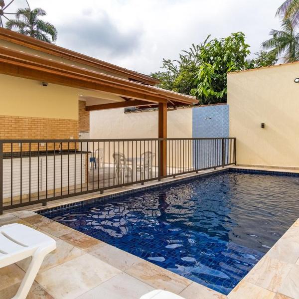Casa ampla e arejada, com piscina e churrasqueira - 03 dormitórios - Foto 4