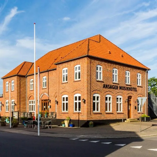 Ansager Hotel og Hytteby, hotel in Tistrup