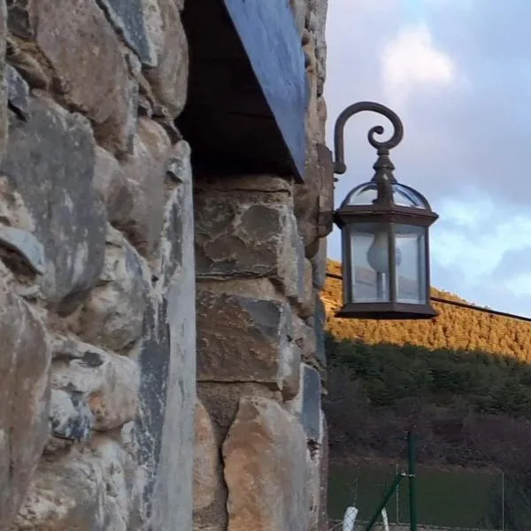 Albergue A'Noguera, hotel v destinaci Castiello de Jaca