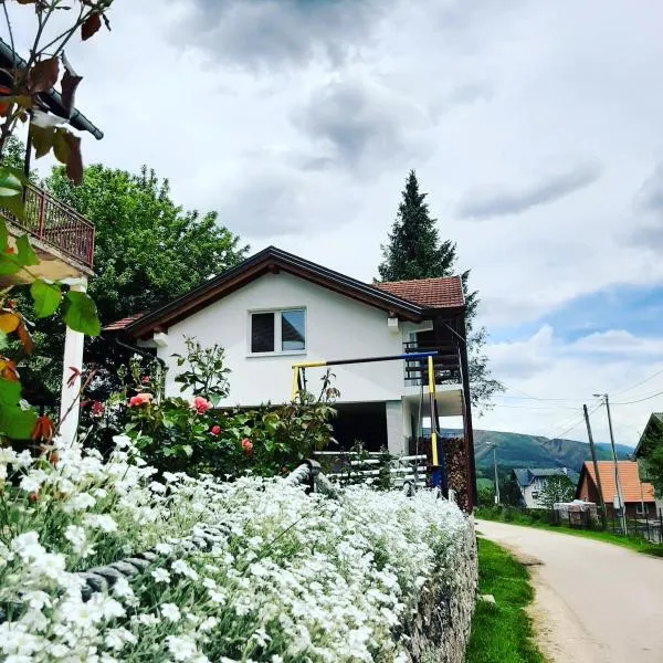 Apartment Prole, hotel em Podrašnica