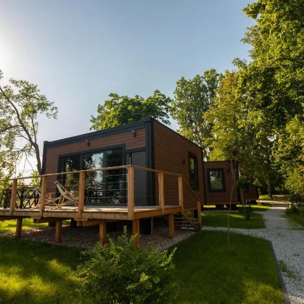 Weź tu Przystań, hotel em Pomiechówek