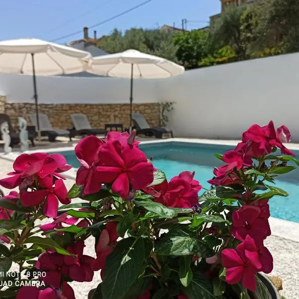 Avra, hotel in Gaios