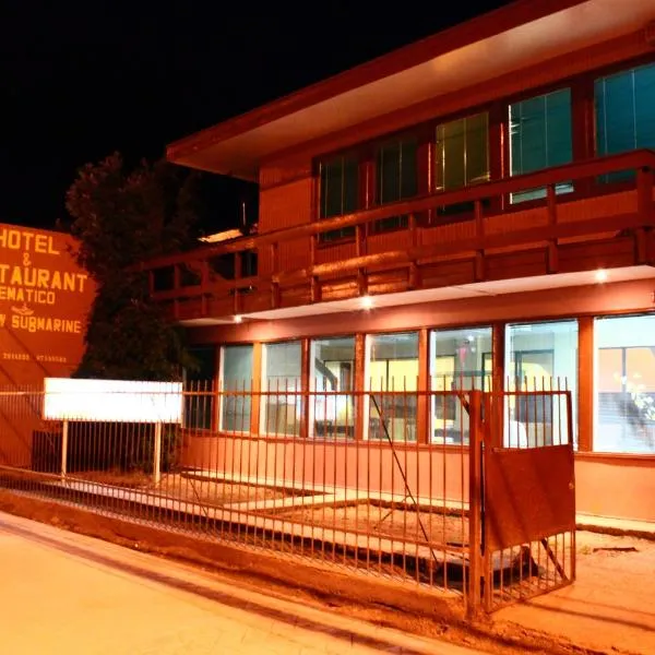 Hotel Yellow Submarine, hótel í Punta Arenas