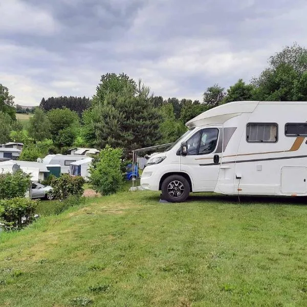 Campingstellplatz Haus Seeblick, hotel v destinaci Gütenland
