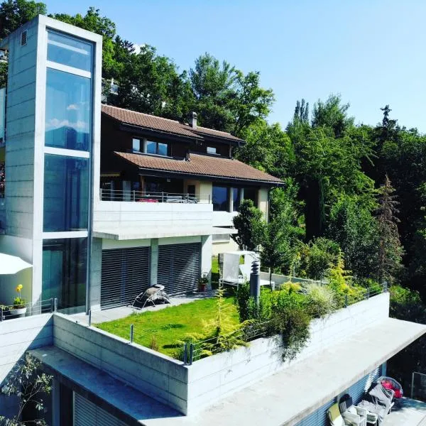 bnb Valais - by La Sittelle, отель в городе Grimisuat