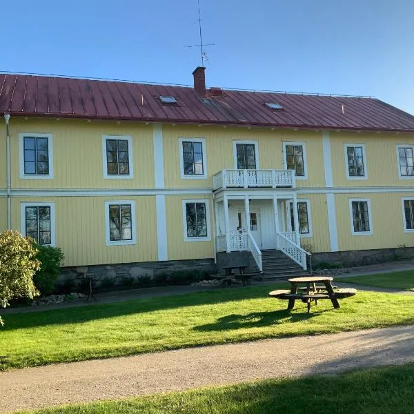 Evedals Vandrarhem Växjö, hotel in Tolg