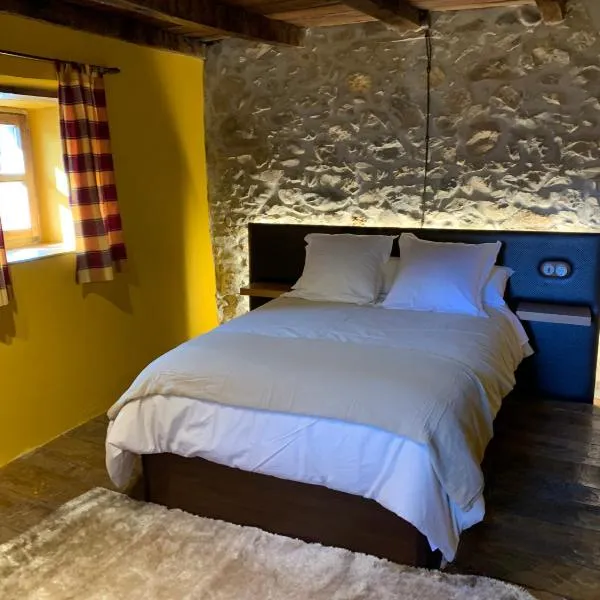 Casa Rural La Costurera, hotel Los Espejos de la Reina városában