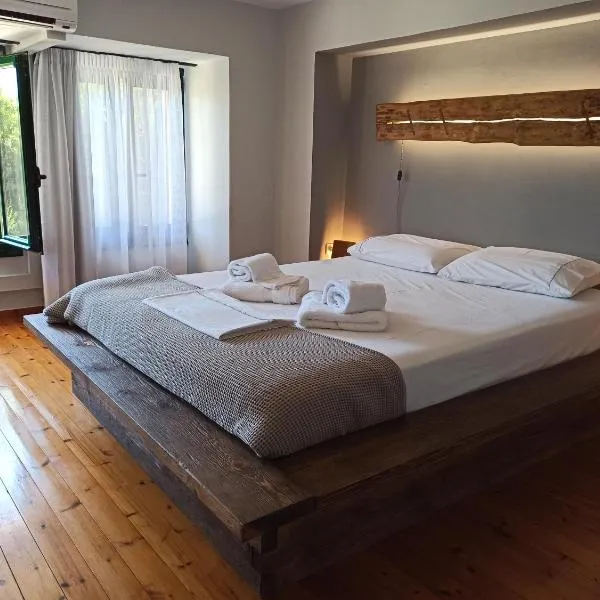 Cozy Residences in the center of Volissos Village - Lydia Lithos-, hotel v destinaci Volissos