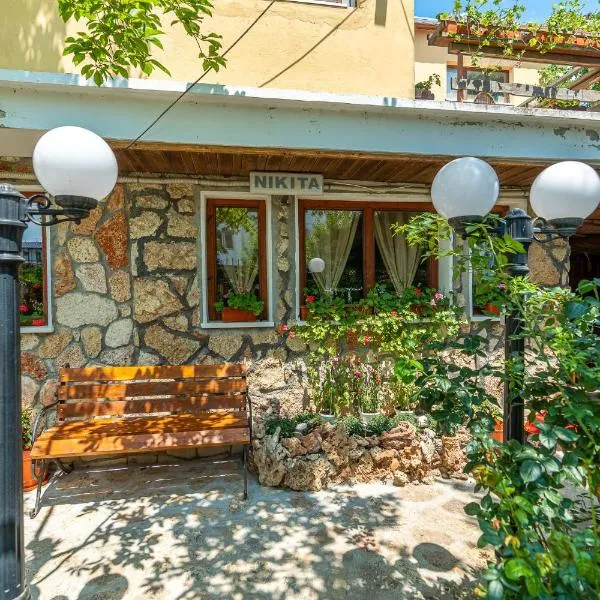 Casa Nikita: Vama Veche şehrinde bir otel