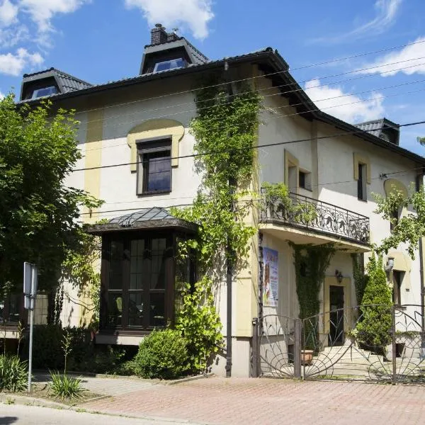 Oberża Złota Gęś, hotel a Tuliszów