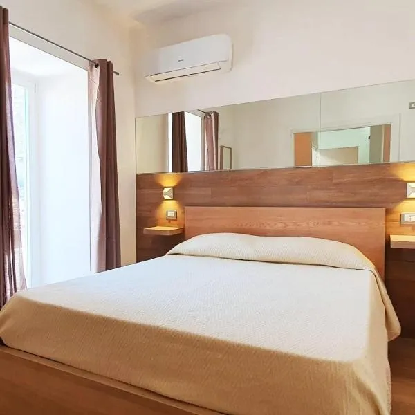 Casa Sofia- Fondi Vertice Rooms, khách sạn ở Campodimele