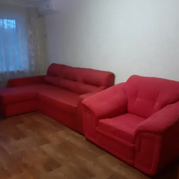 ONE-ROOM APARTMENT - КВАРТИРА 1-ком. В ЦЕНТРЕ, hotel en Níkopol