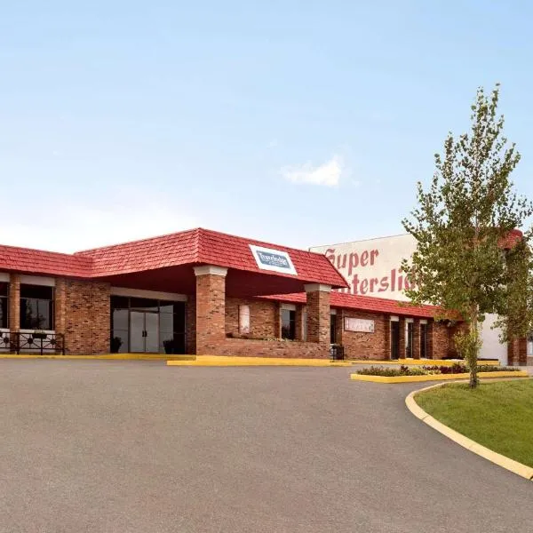 Travelodge by Wyndham Swift Current, hotel v destinaci Swift Current