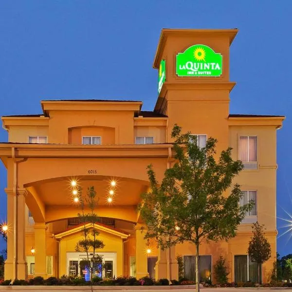 La Quinta by Wyndham Marshall, hotel in Marshall