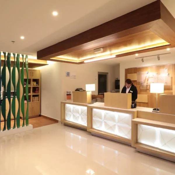 Holiday Inn Express Piedras Negras by IHG, hotel in Piedras Negras