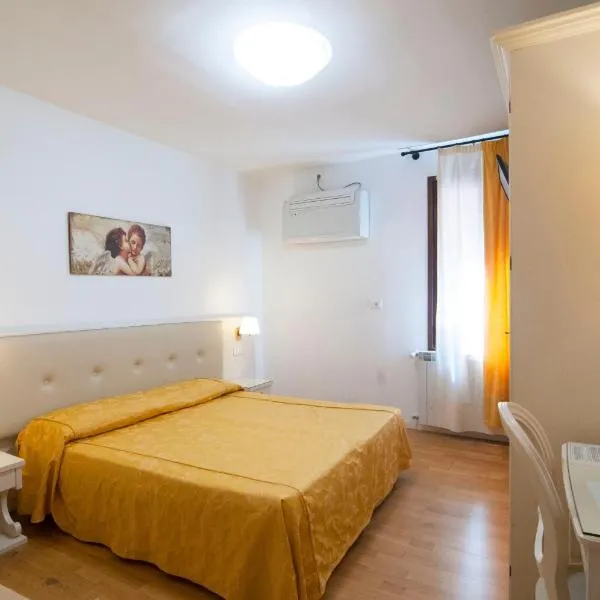 Albergo ai Tolentini, khách sạn ở Venice