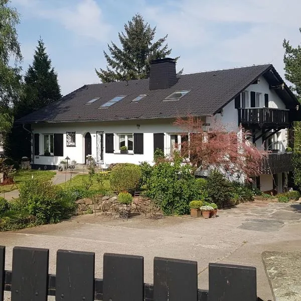Fewo am Wald, hotel di Balve