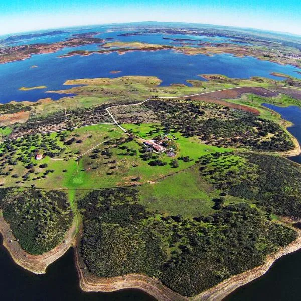 Monte Do Caneiro, hotel u gradu 'Mourão'