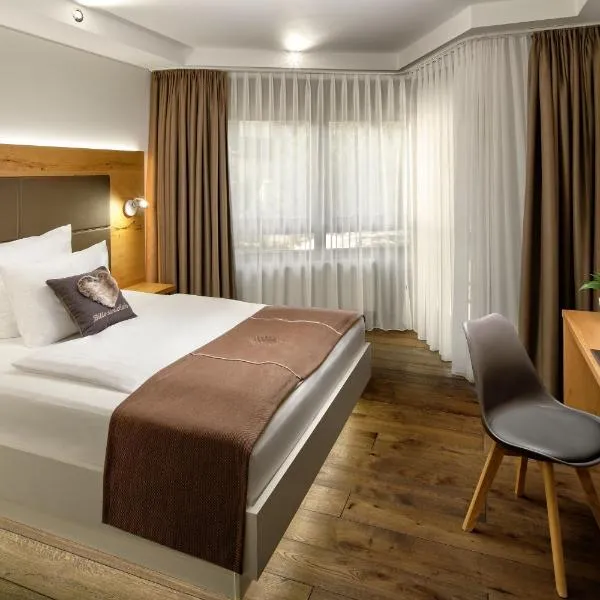 Neo Hotel Linde Esslingen، فندق في اسلنغن