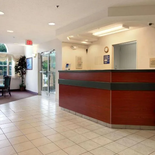Super 8 by Wyndham Harbison/Parkridge Hospital, hotel v destinaci Columbia