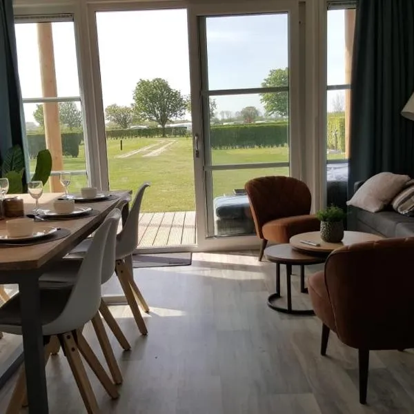 Cassandria Bad - luxe Glamping, hotel in Retranchement