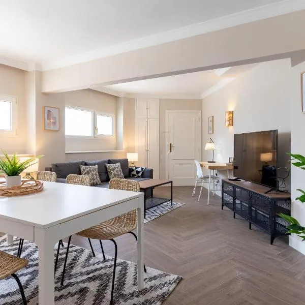 Apt in Neguri, 5 min from the beach & metro, hotel di Getxo
