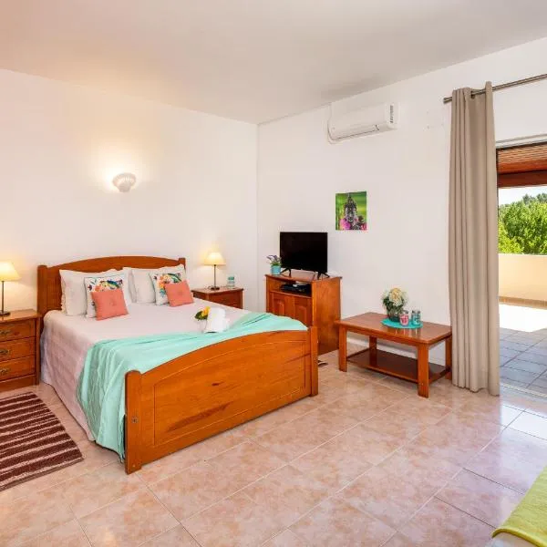 Apartamentos Casa Brito, Boliqueime, khách sạn ở Boliqueime