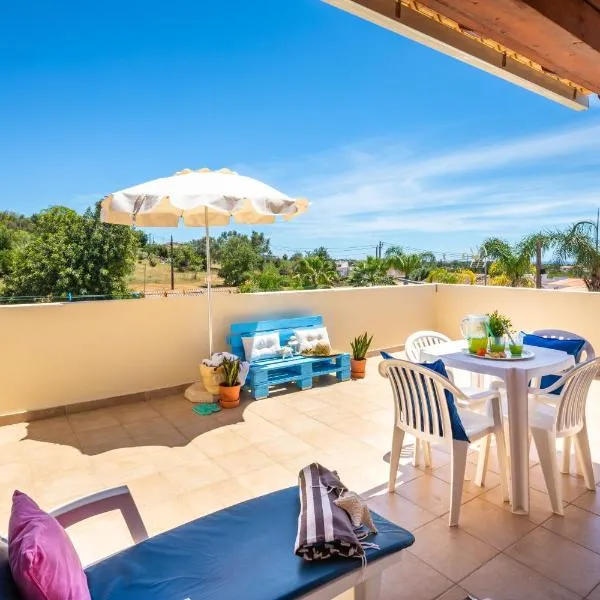 Apartamentos Casa Brito, Boliqueime by AlgarveBlossom, hotell i Boliqueime