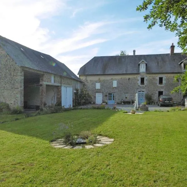 La Bicyclette Bleue, hotel in Saint-Martin-de-Cenilly