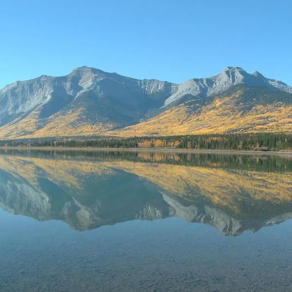 Black Cat Guest Ranch, hotel i Brule Mines