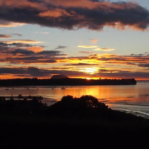 Mangawhai Bay B&B, hotel a Omokoroa