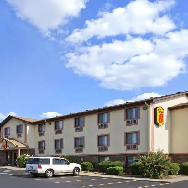 Super 8 by Wyndham Russellville, Hotel in Russellville