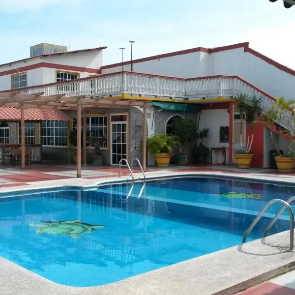 Hotel y Bungalows Monteverde, hotel in Palmas de Arriba