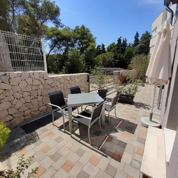Holiday Home Don, hotel v destinaci Zadar