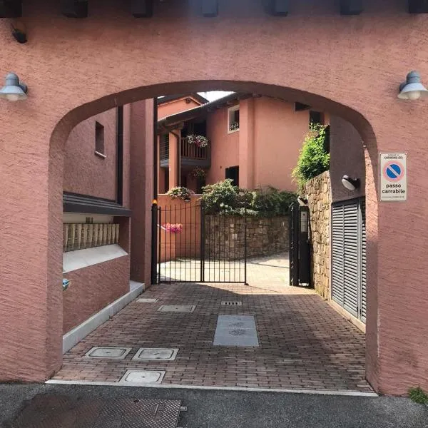 Casa del Balcone Fiorito, hotel v destinaci Cormons
