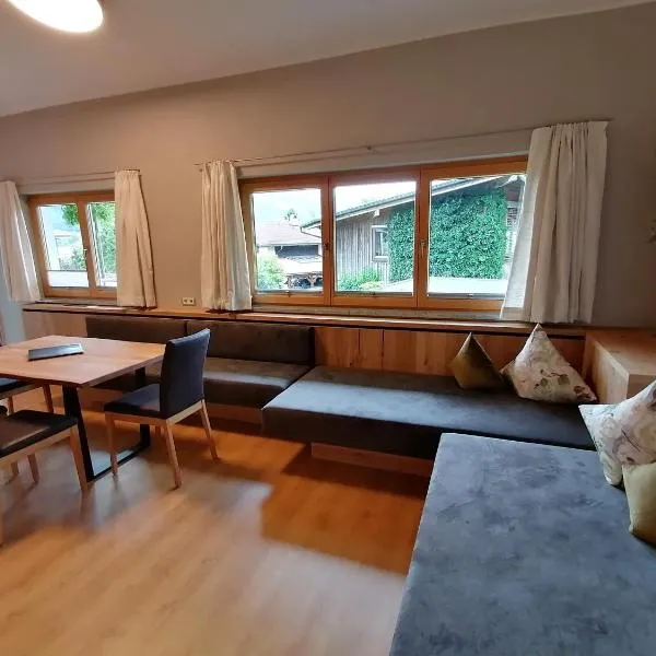 Ferienwohnungen Strass im Zillertal, hotel v destinaci Strass im Zillertal