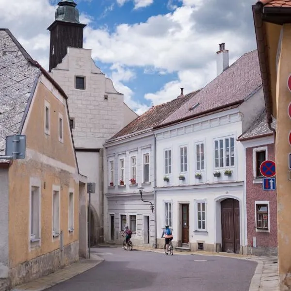 Penzion U Dačické brány, hotel v destinaci Slavonice