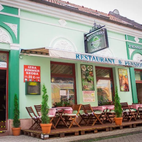 Hubert Varga, hotel v destinaci Komárno