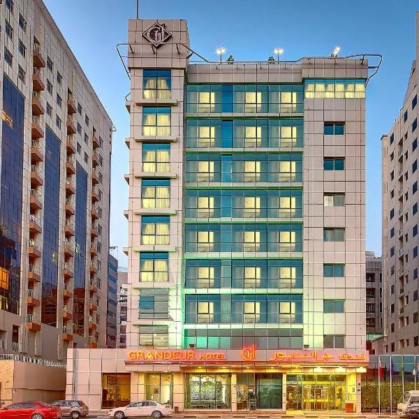 Grandeur Hotel Al Barsha, hotel in Umm Suqaym