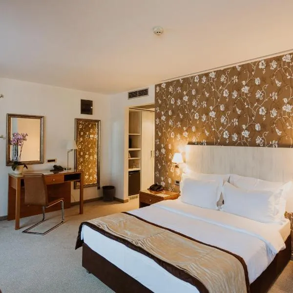 Hotel 1000 Ruza, hotelli Belgradissa