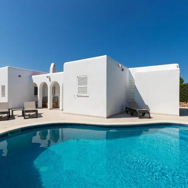 Ca Sa Mola, hotel v destinaci Cala Santandria