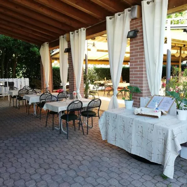 Albergo Villa Eva – hotel w mieście Costermano