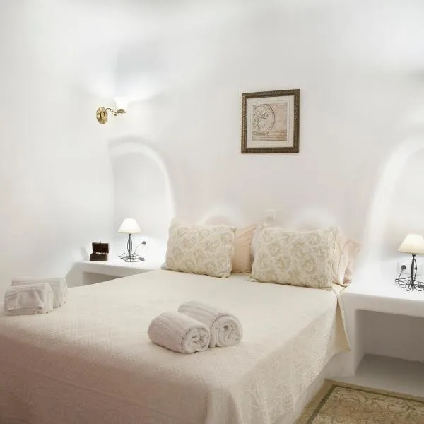 Eleni's Village Suites, hotel v destinaci Klouvas