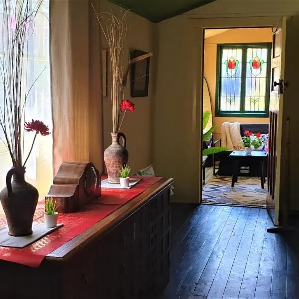 UNIQUE 1920's Historic Retreat! Pet Friendly!, hotel a Blaxland