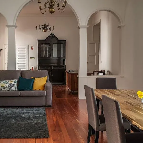 CC Guest House - "Ao Mercado", hotel in Ponta Delgada