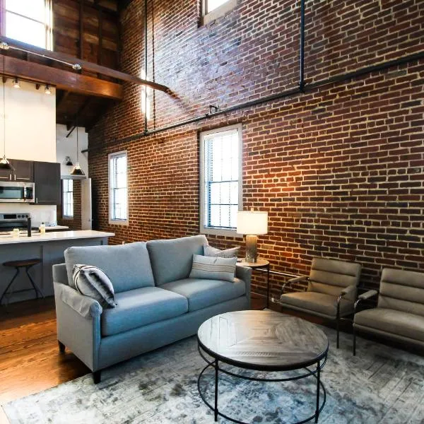 The Lofts at Downtown Salem, hotel in Salem