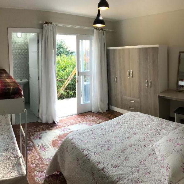 Apê completo com suíte, sacada e garagem fechada - Foto 2