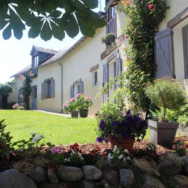 Ferme Laurens, hotel in Bartrés