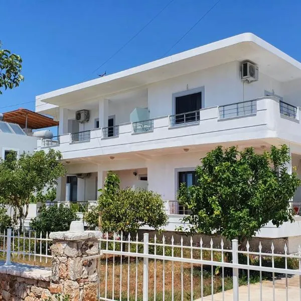 Villa Soni Oruci, hotel v destinaci Ksamil