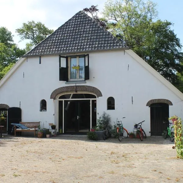 Hoeve Op Vollenhof, Hotel in Wezep